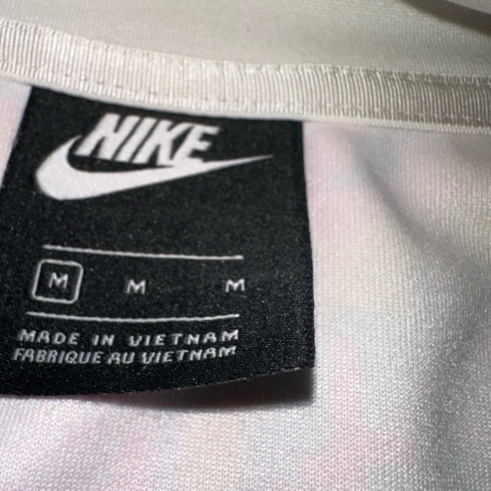 ** SOLD ** NIKE JACKET PINK WOMENS SOLD OUT ONLINE - Picture 5 of 5